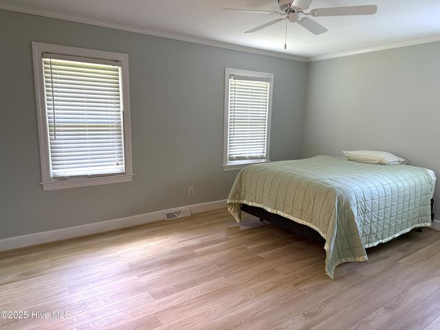 2105 Dallas Drive, Kinston, NC 28504