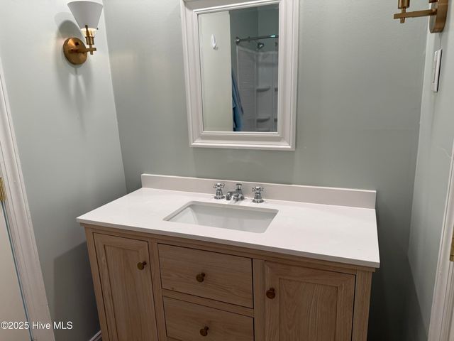 2105 Dallas Drive, Kinston, NC 28504