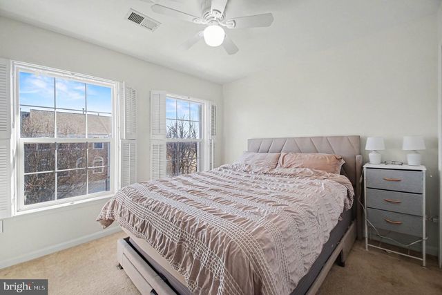43686 PHELPS TER, Ashburn, VA 20147