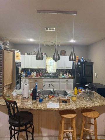 4625 Fuqua Street, Houston, TX 77048