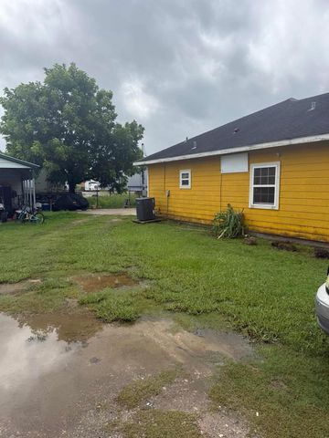 4625 Fuqua Street, Houston, TX 77048