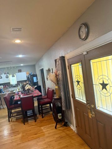 4625 Fuqua Street, Houston, TX 77048