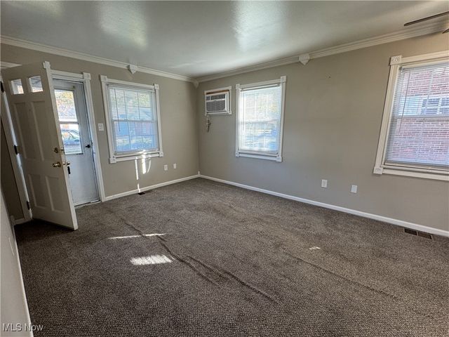 324 E 235th Street, Euclid, OH 44123