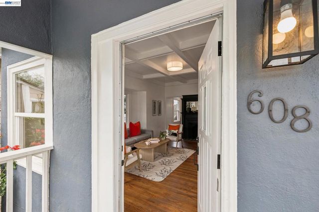 608 58Th St, Oakland, CA 94609