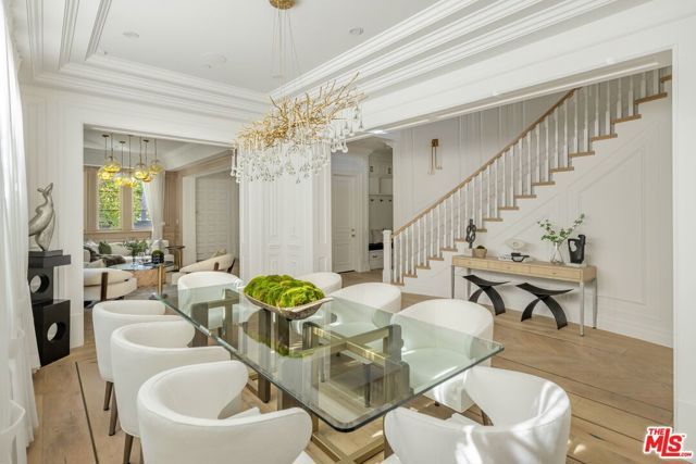 8147 W 4TH Street, Los Angeles, CA 90048