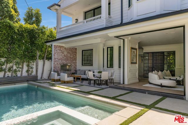 8147 W 4TH Street, Los Angeles, CA 90048