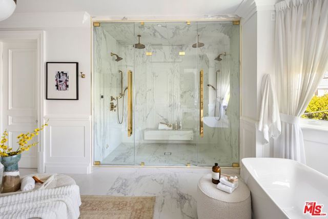 8147 W 4TH Street, Los Angeles, CA 90048