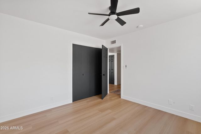 2225 E NISBET Road, Phoenix, AZ 85022