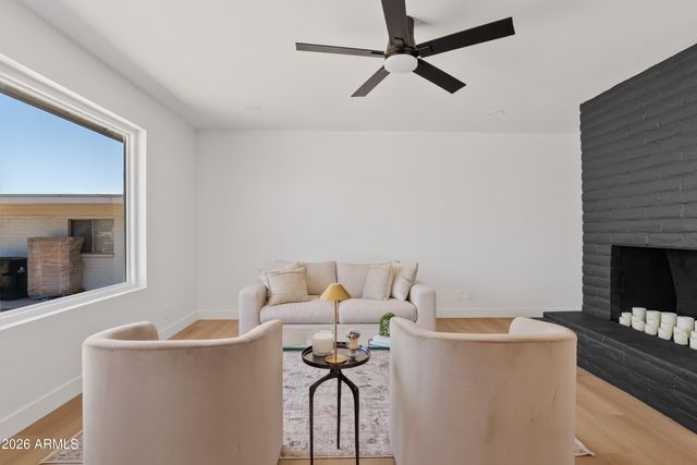 2225 E NISBET Road, Phoenix, AZ 85022