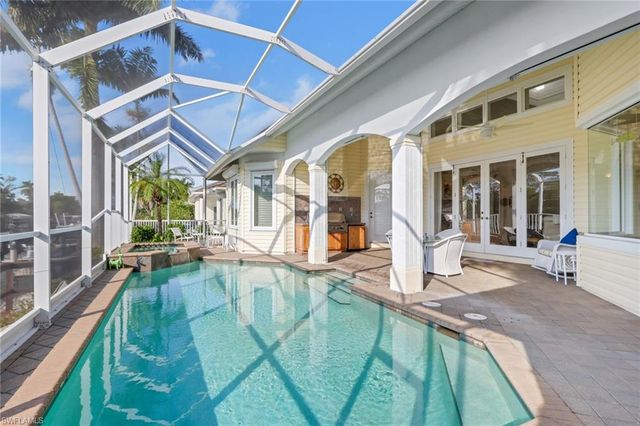 1510 Chesapeake AVE, Naples, FL 34102