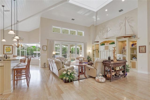 1510 Chesapeake AVE, Naples, FL 34102