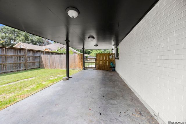 671 Jean St, Denham Springs, LA 70726