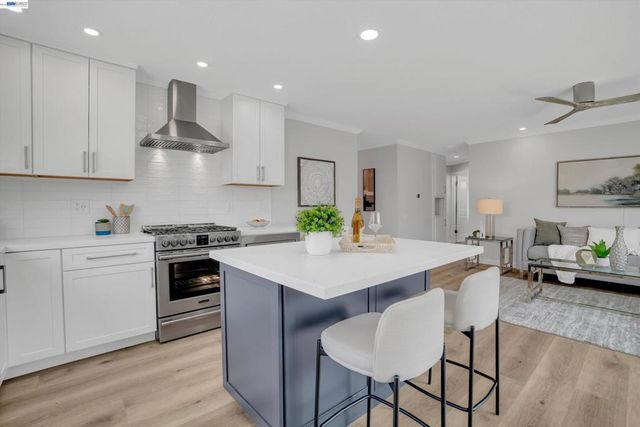 465 Swan Dr, Livermore, CA 94551