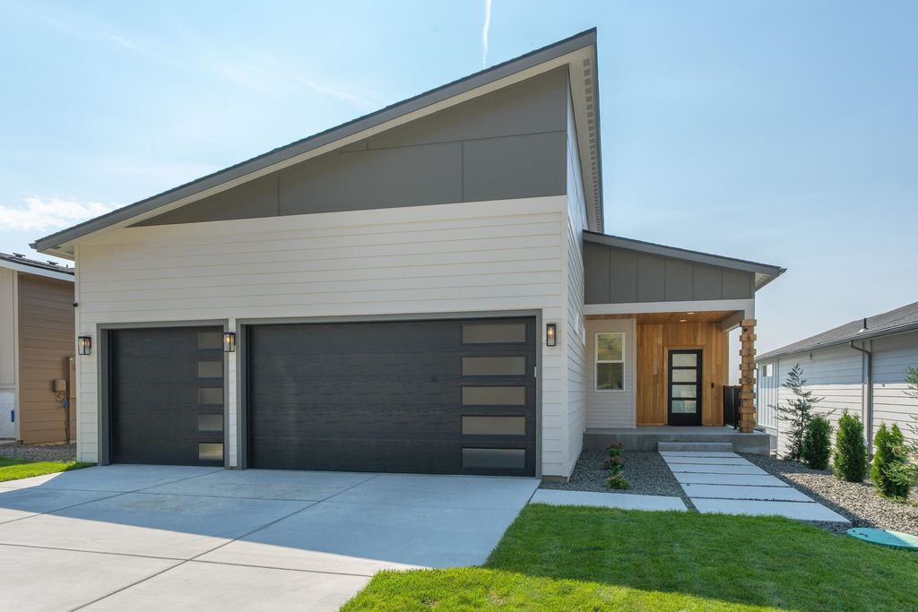 4219 W Bush Dr, Spokane, WA 99208