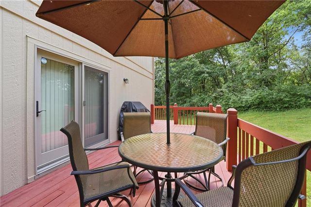 4001 NE 100th Street, Kansas City, MO 64156