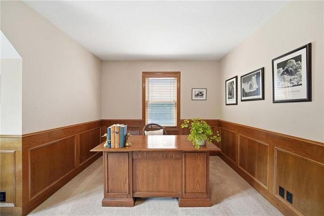 4001 NE 100th Street, Kansas City, MO 64156