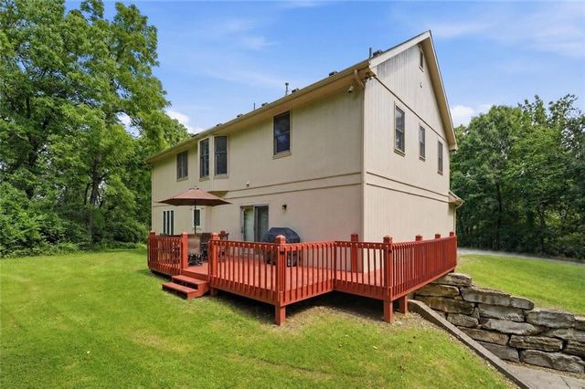 4001 NE 100th Street, Kansas City, MO 64156