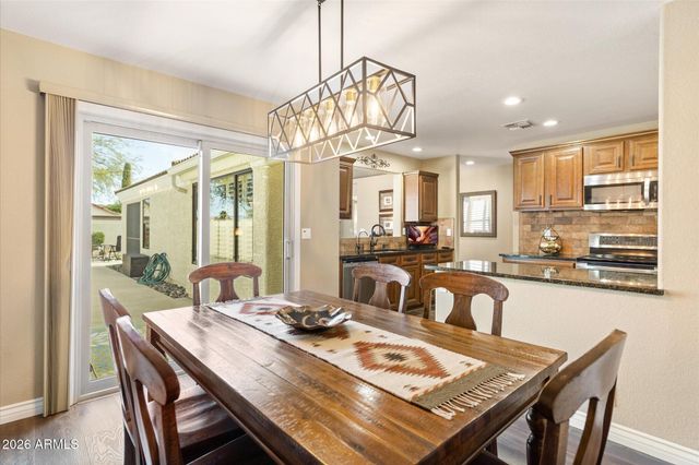 13637 N CAMBRIA Drive B, Fountain Hills, AZ 85268