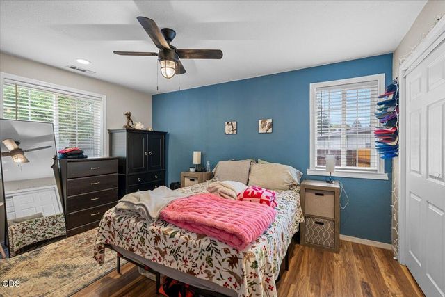 313 Berrydale Avenue, Medford, OR 97501