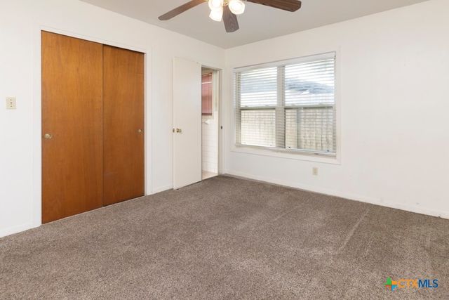 5109 Lilac Lane, Victoria, TX 77904