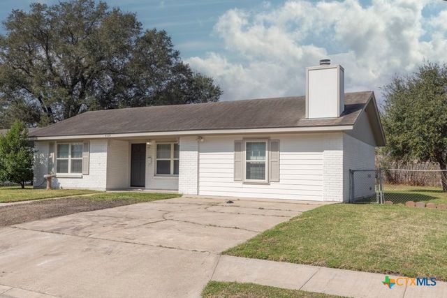 5109 Lilac Lane, Victoria, TX 77904