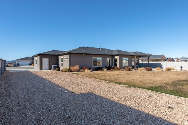 1742 N 3175 W, Cedar City, UT 84721