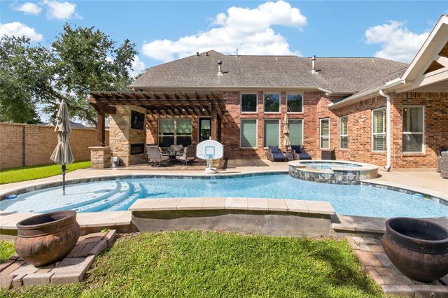 1524 Toluca Drive, League City, TX 77573