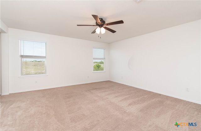 661 Bailey Park Drive, Jarrell, TX 76537