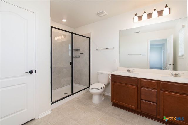 661 Bailey Park Drive, Jarrell, TX 76537