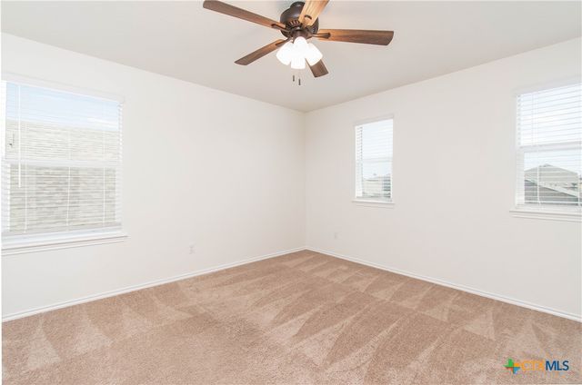 661 Bailey Park Drive, Jarrell, TX 76537