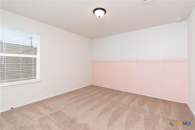 661 Bailey Park Drive, Jarrell, TX 76537