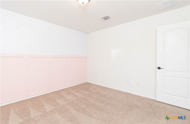 661 Bailey Park Drive, Jarrell, TX 76537