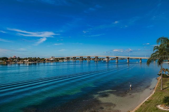 6083 BAHIA DEL MAR CIRCLE 460, St Petersburg, FL 33715