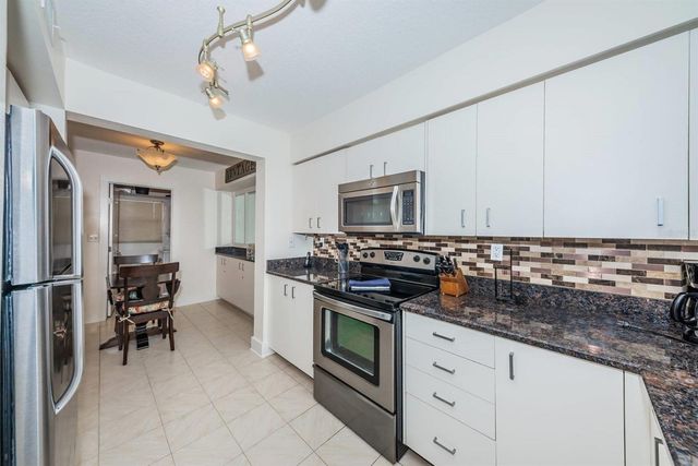 6083 BAHIA DEL MAR CIRCLE 460, St Petersburg, FL 33715