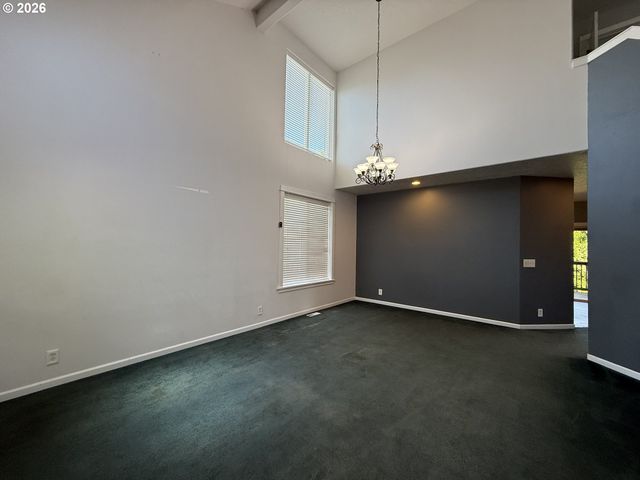 3408 AMBLESIDE Dr, Springfield, OR 97477