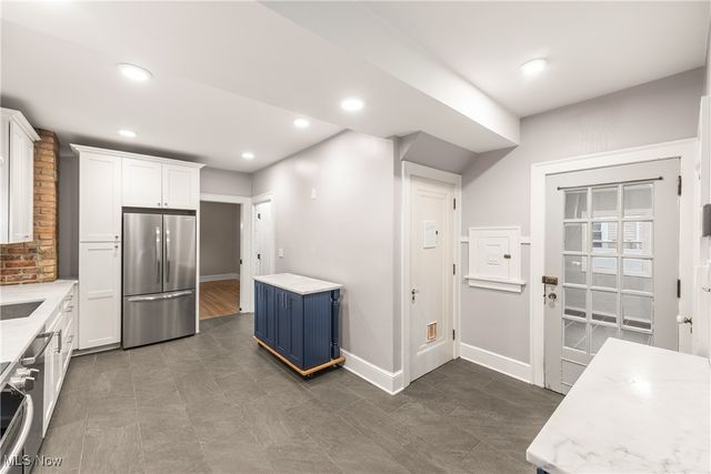 1304 Bunts Road, Lakewood, OH 44107