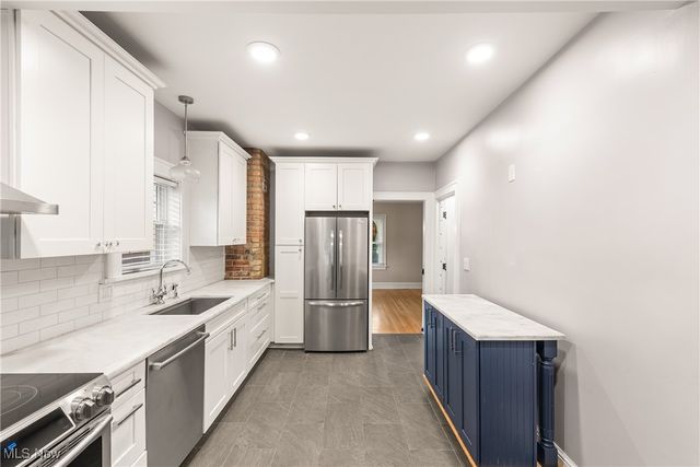 1304 Bunts Road, Lakewood, OH 44107