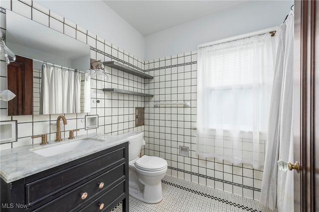 1304 Bunts Road, Lakewood, OH 44107