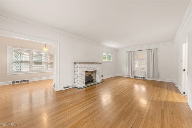 1304 Bunts Road, Lakewood, OH 44107