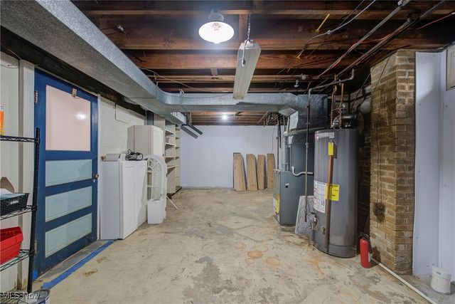 1304 Bunts Road, Lakewood, OH 44107