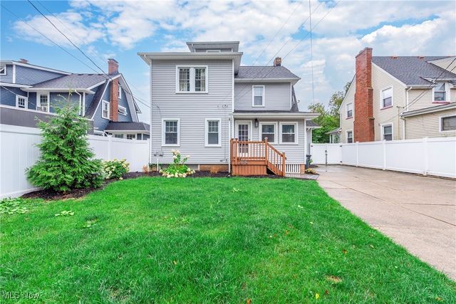 1304 Bunts Road, Lakewood, OH 44107