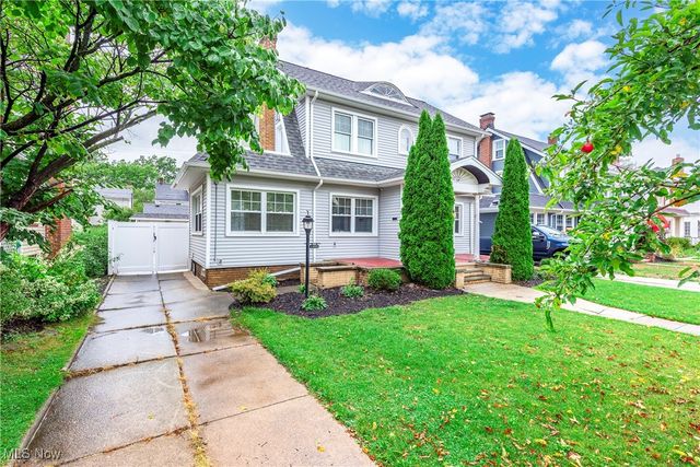 1304 Bunts Road, Lakewood, OH 44107