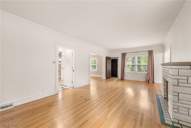 1304 Bunts Road, Lakewood, OH 44107