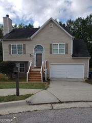 605 Dot Drive, Atlanta, GA 30349