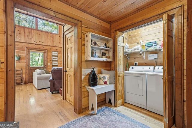 284 The Woods Road 33, Mineral Bluff, GA 30559