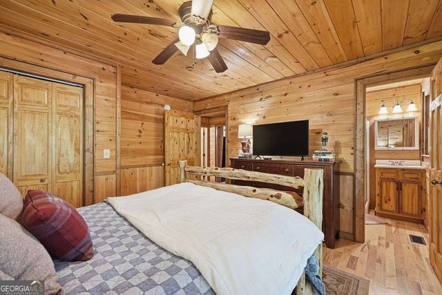 284 The Woods Road 33, Mineral Bluff, GA 30559