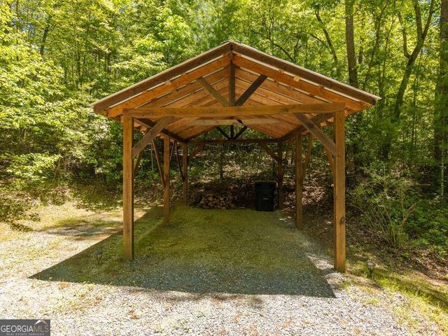 284 The Woods Road 33, Mineral Bluff, GA 30559