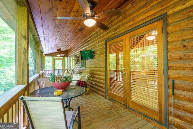 284 The Woods Road 33, Mineral Bluff, GA 30559
