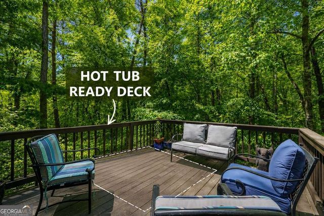 284 The Woods Road 33, Mineral Bluff, GA 30559