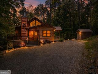 284 The Woods Road 33, Mineral Bluff, GA 30559